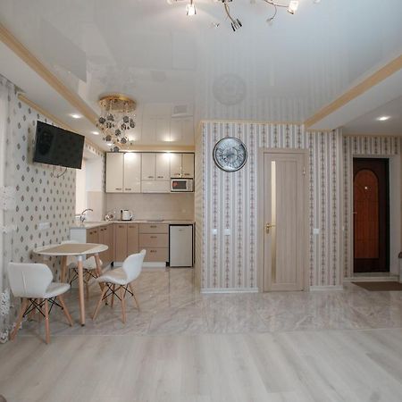 Apartaments On Preobrazhenskaya 8 克洛佩夫尼茨基 外观 照片