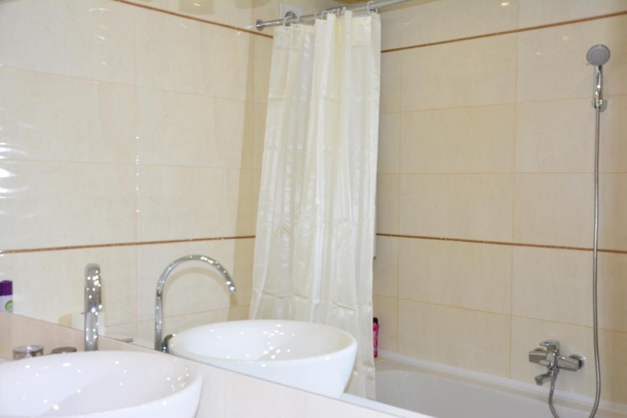 Apartaments On Preobrazhenskaya 8 克洛佩夫尼茨基 外观 照片